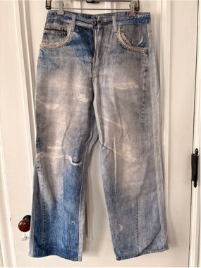 Men's distressed acid wash lightweight wide Jeans 30